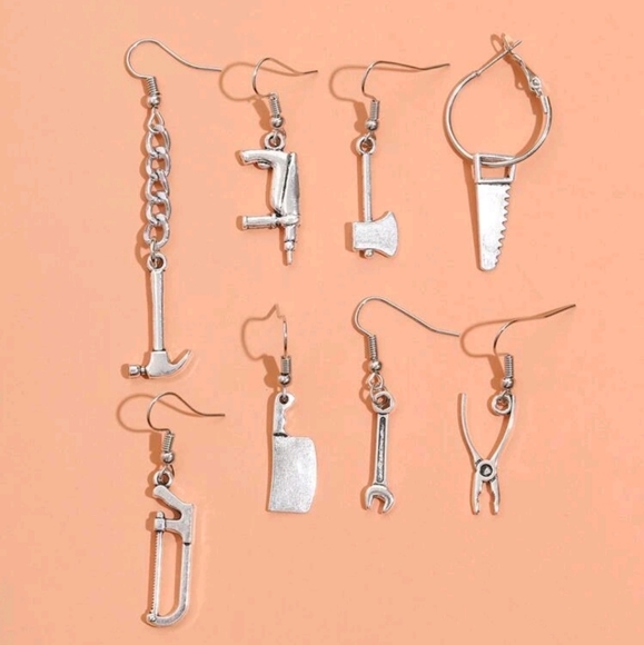 8 pair Weapon Earrings - Picture 2 of 8